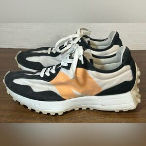 New Balance 327 Men’s 8.5 White Orange Black MS327SO